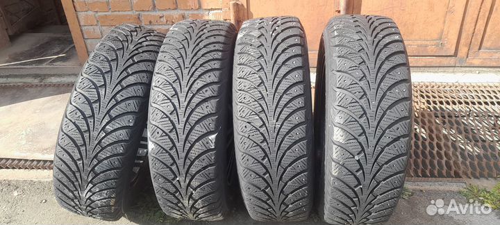 Колеса в сборе 195/65/15 Sava Eskimo stud