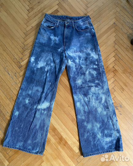 Голубые тай-дай джинсы