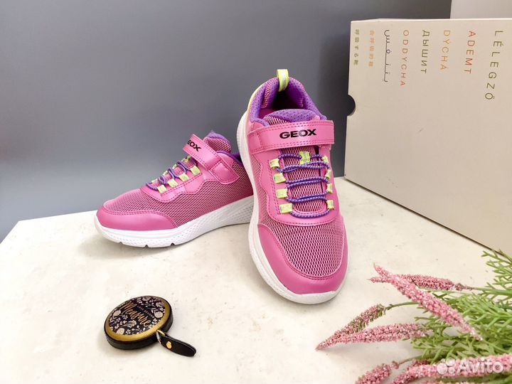 Кроссовки для девочки 36 Geox