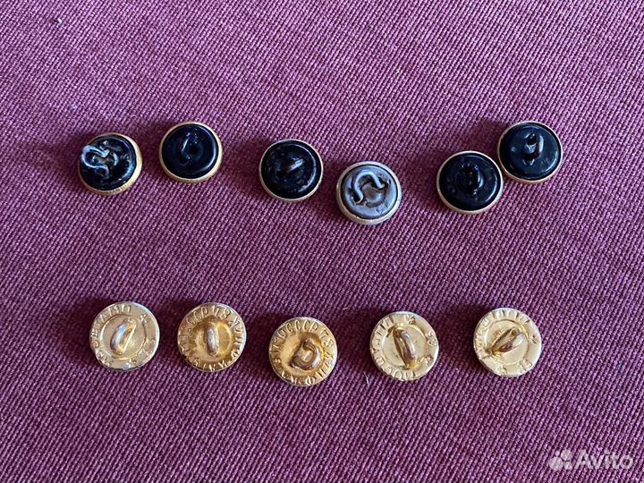 Офицерские пуговицы со звездой на тоже СССР 14 мм