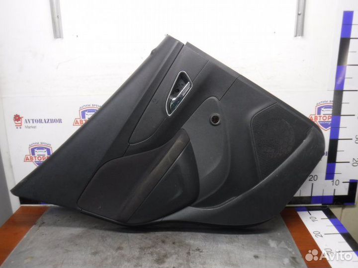 Обшивка двери задняя левая Opel Mokka F18D4 2014