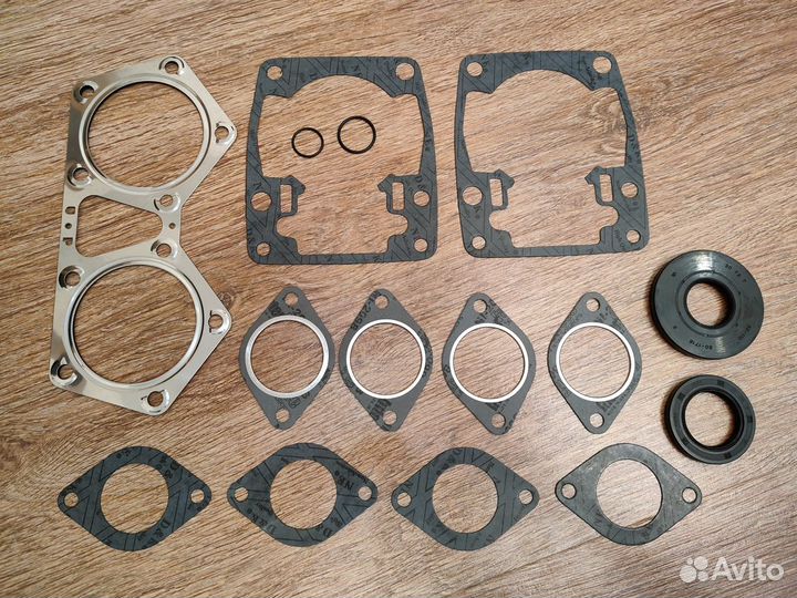 Комплект прокладок с сальниками Arctic Cat 570