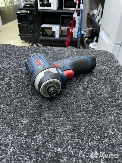 Гайковерт Bosch аккумуляторный ударный GDR 10.8-LI