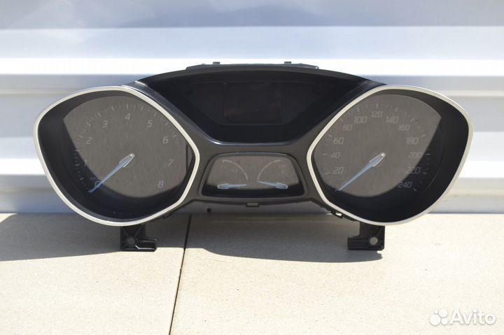 Щиток приборов Ford Focus 3