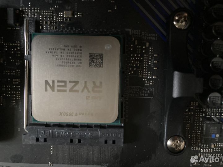 Процессор AMD Ryzen 9 3950X