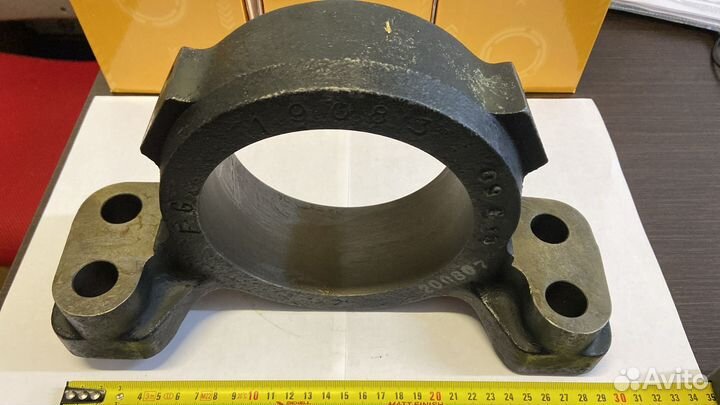 Суппорт (кронштейн) моста Carraro Case, New Hollan