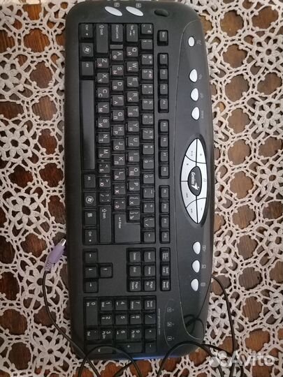 Клавиатура Genius K640