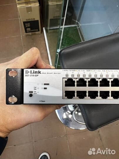Коммутатор (свич) D-Link DSG 1210-52p