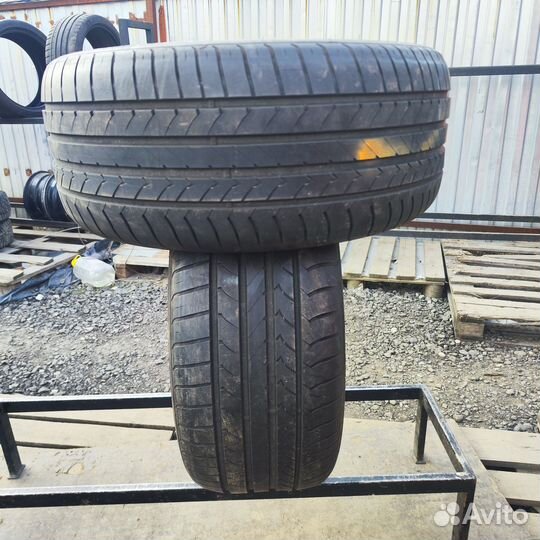 Goodyear EfficientGrip 285/40 R20 104Y