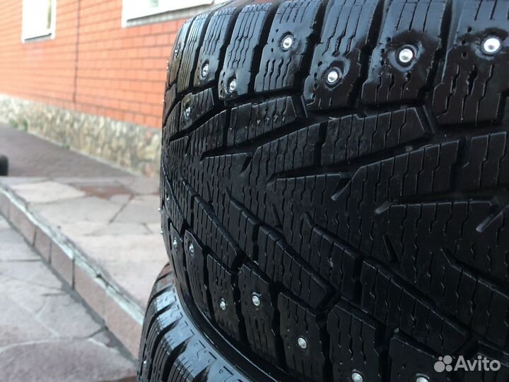 Nokian Tyres Hakkapeliitta 7 SUV 225/65 R17