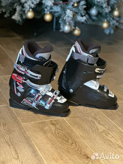 Горнолыжные ботинки 26.5