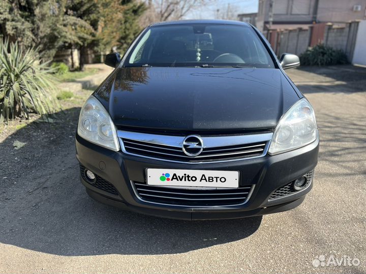 Opel Astra 1.8 AT, 2013, 227 000 км