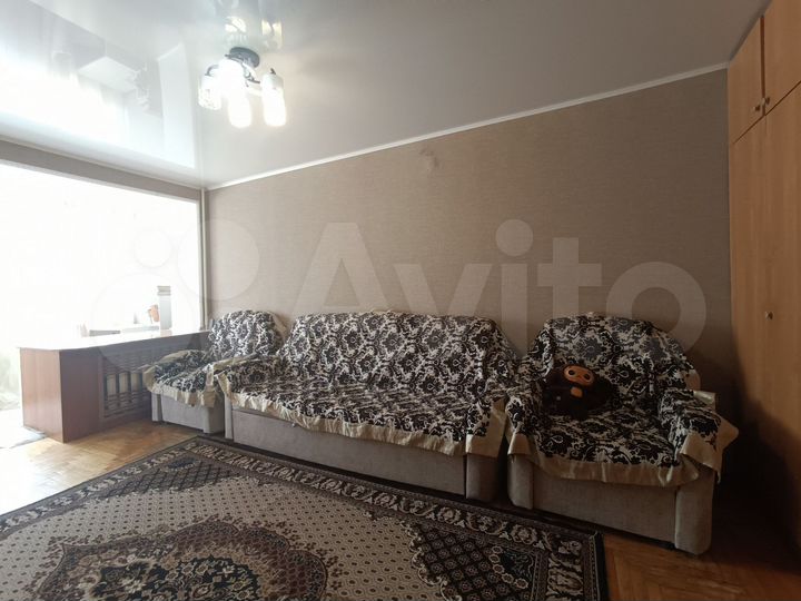 3-к. квартира, 56 м², 4/5 эт.