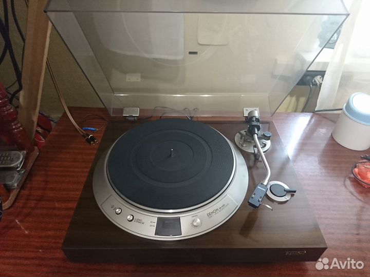 Проигрыватель винила Denon DP-1200