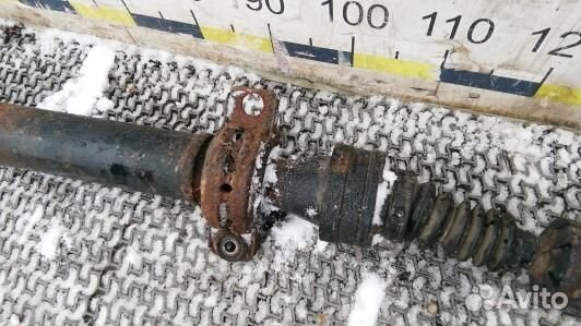 Карданный вал audi A6 C6 (ZML09K301)