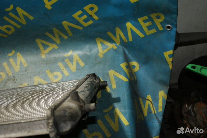 Основной радиатор охлаждения Volkswagen Bora