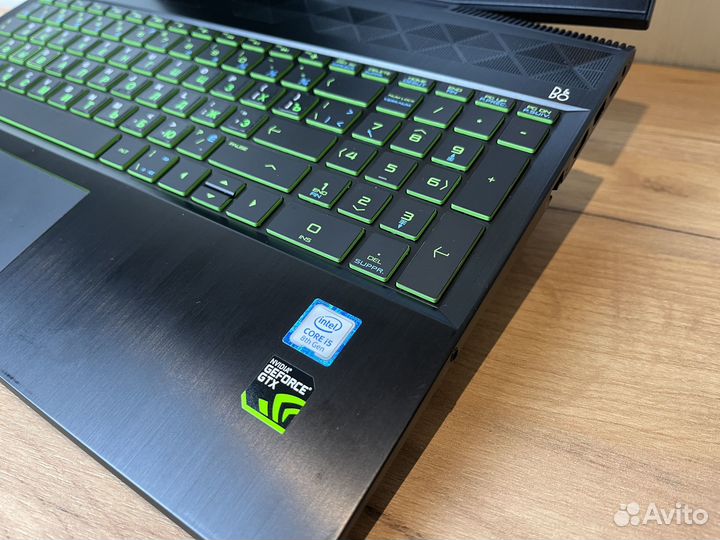 Ноутбук HP \ i5 \ GeForce GTX 1050 \ SSD