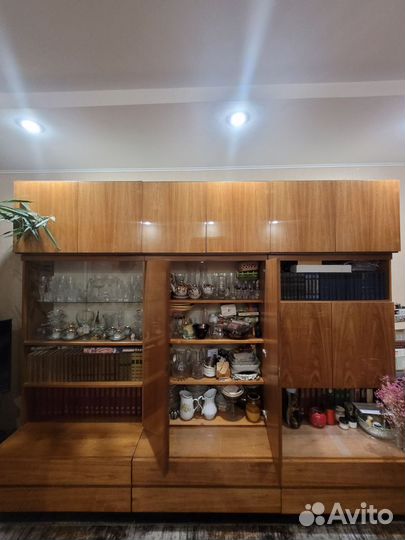 Румынская стенка бу