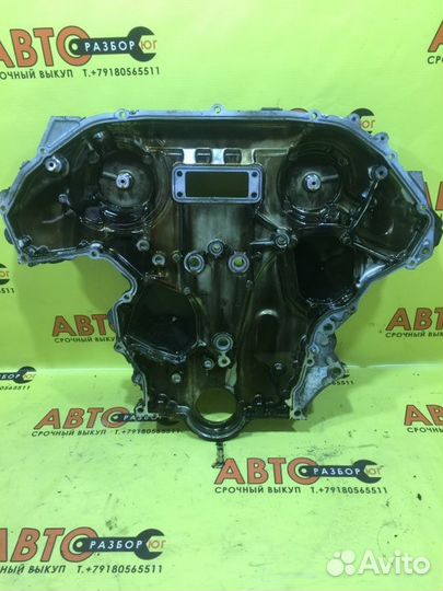 Крышка двигателя Nissan Elgrand E51 VQ35 2010