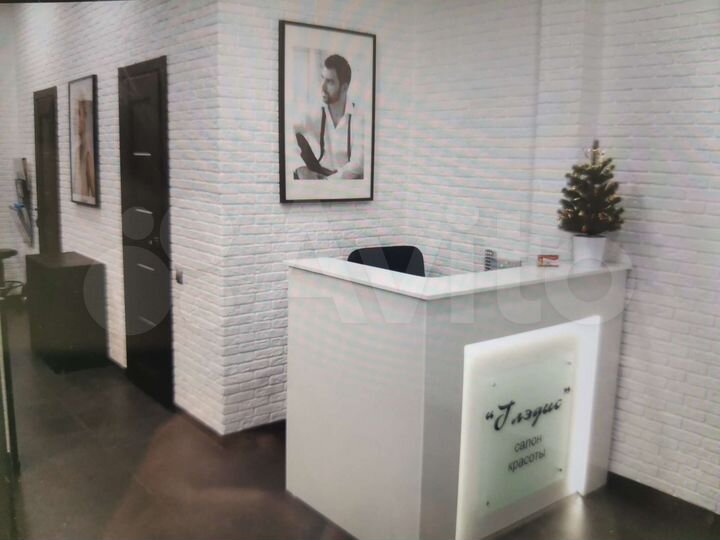 Свободного назначения, 60 м², салон красоты