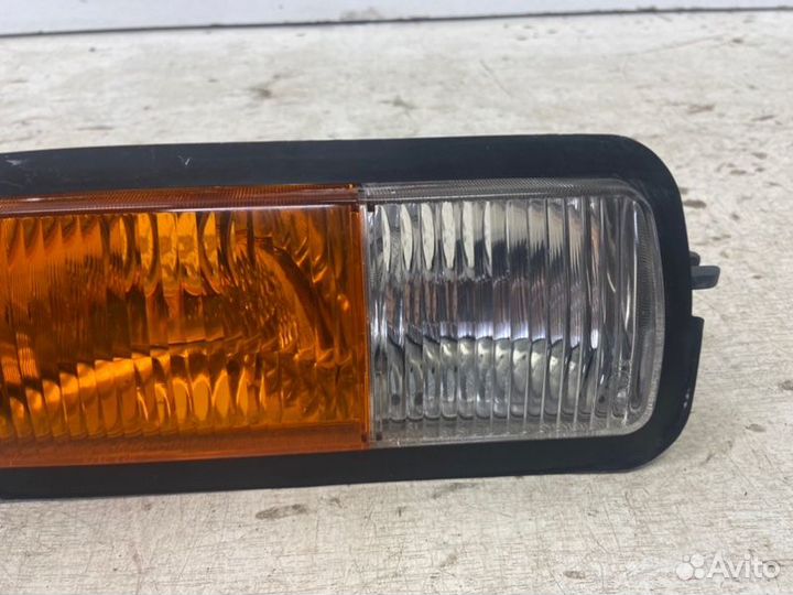 Указатель поворота передний правый LADA Niva