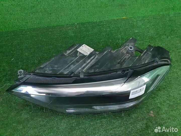 Фара левая Volkswagen Polo