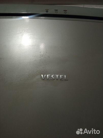 Холодильник vestel