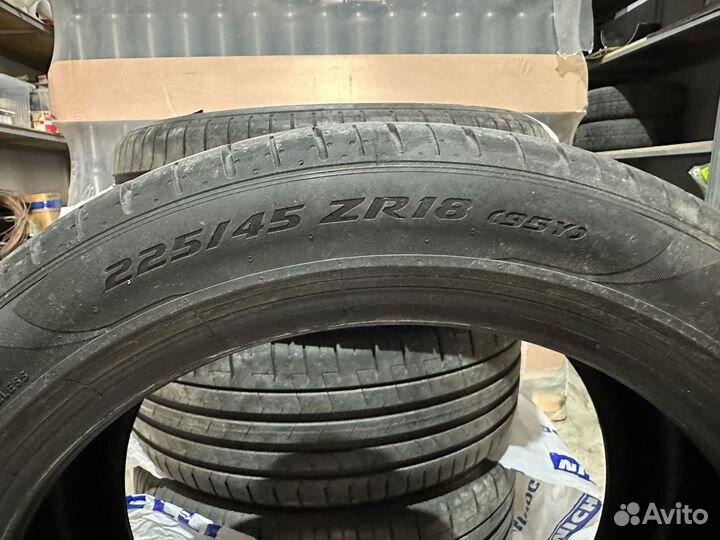 Pirelli P Zero 225/45 R18 95Y