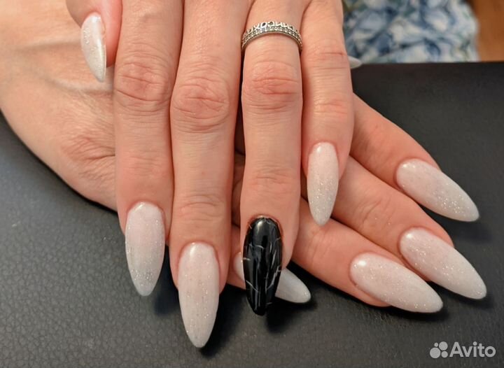 Наращивание ногтей, маникюр, педикюр