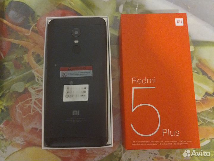 Xiaomi Redmi 5 Plus, 4/64 ГБ