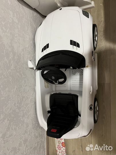 Электромобиль