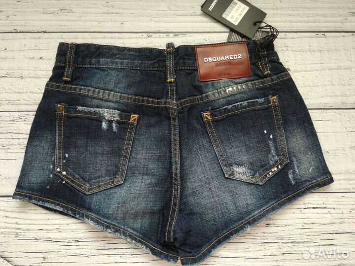 Шорты женские Dsquared2