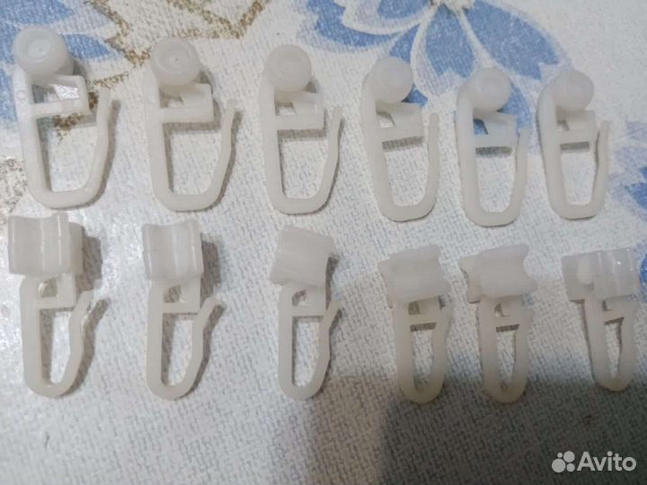 Карниз потолочный, крючки