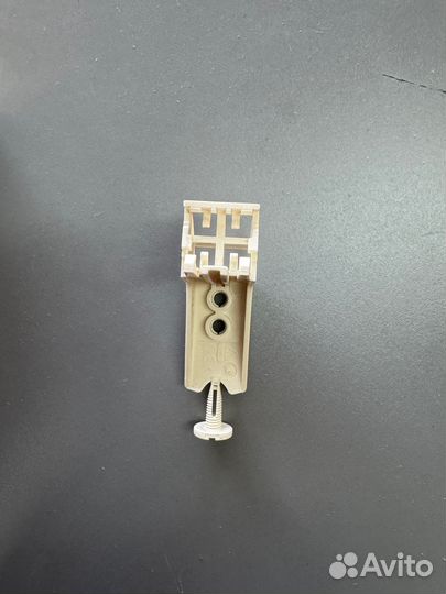 04255 SE Prisma Pack К-т крепл. д/гор. каб-кан (10