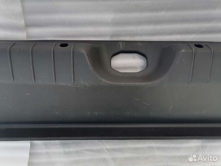 Накладка замка багажника LADA Vesta