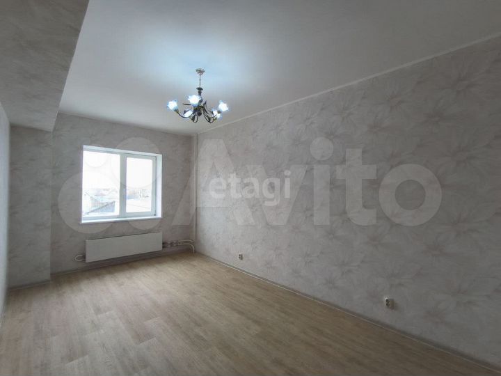 3-к. квартира, 82,2 м², 2/5 эт.