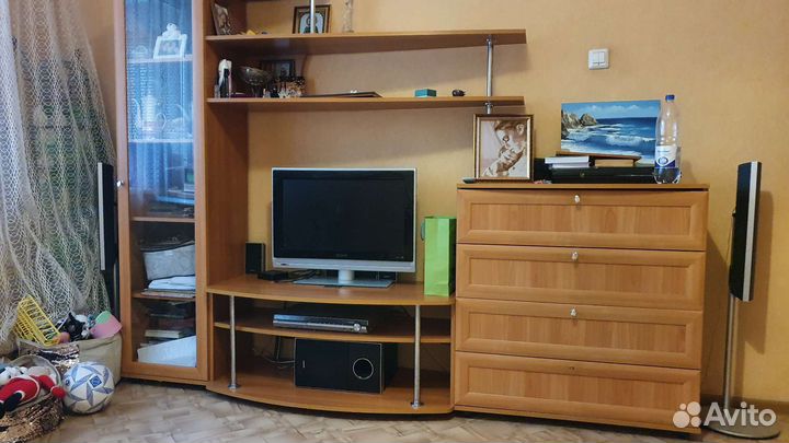 Стенка в гостиную бу