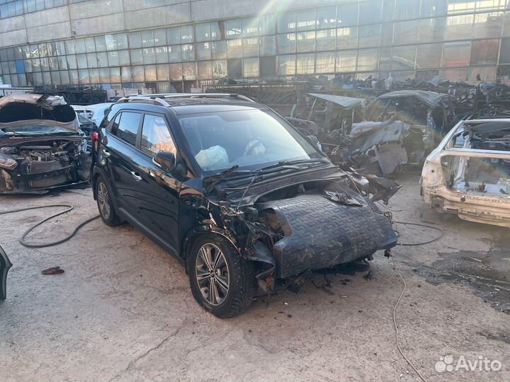 В разборе Хендай Крета двигатель 2.0 G4NA АКПП 4WD