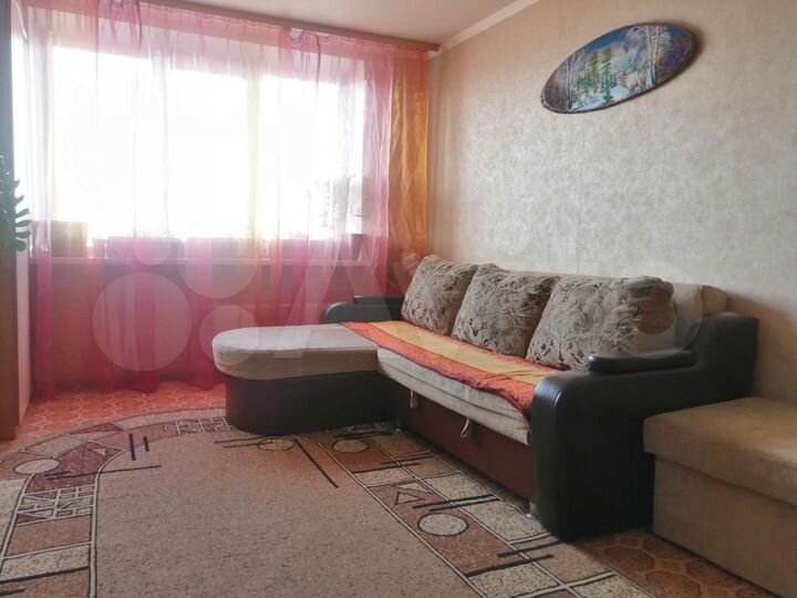 2-к. квартира, 52 м², 4/10 эт.