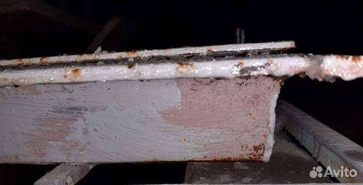 Дверца железная