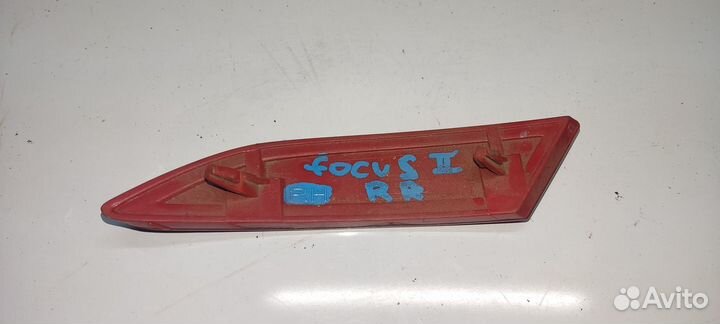 Отражатель в бампер задний ford focus 3