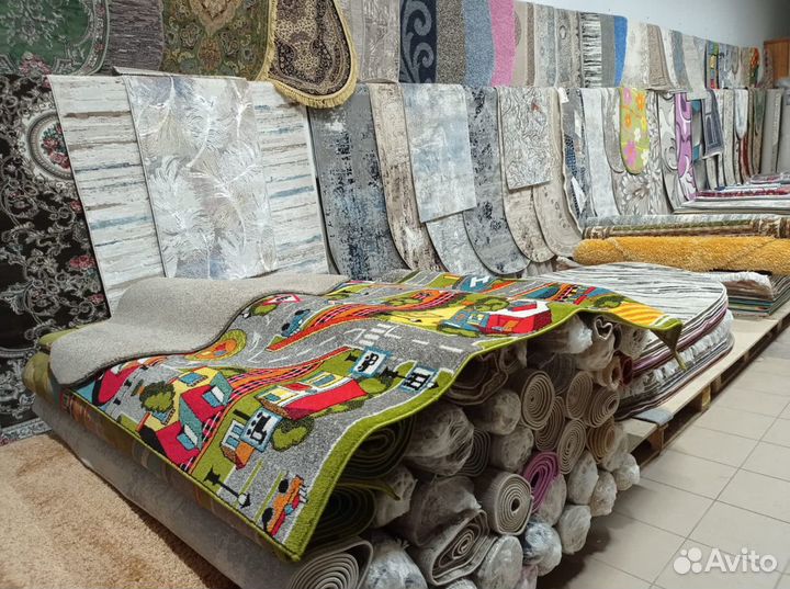 Ковры и поласы новые г.Обнинск