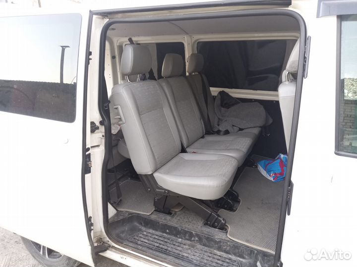 Volkswagen Transporter 2.0 МТ, 2010, 215 000 км