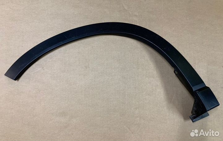 Накладка крыла переднего левого Forester S14