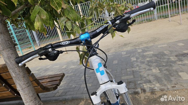 Велосипед Cube Access WLS женский