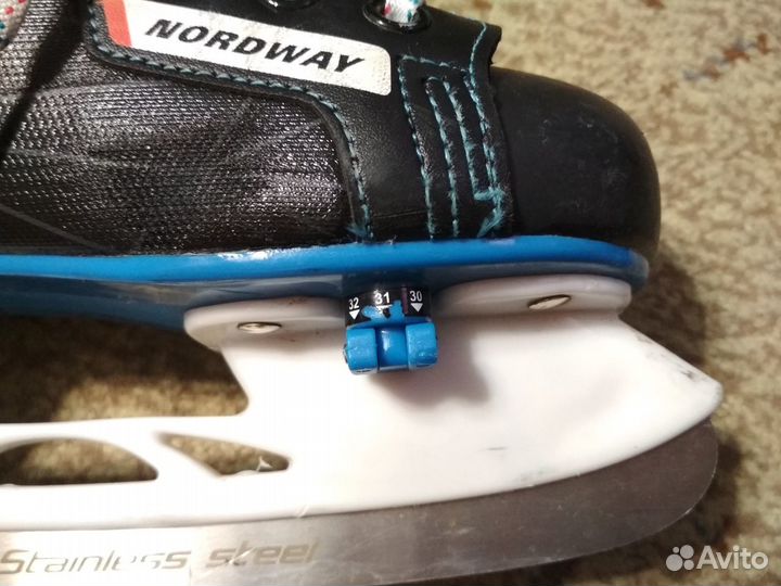 Коньки детские хоккейные размеры 33, 37