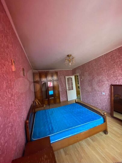 3-к. квартира, 68 м², 1/3 эт.