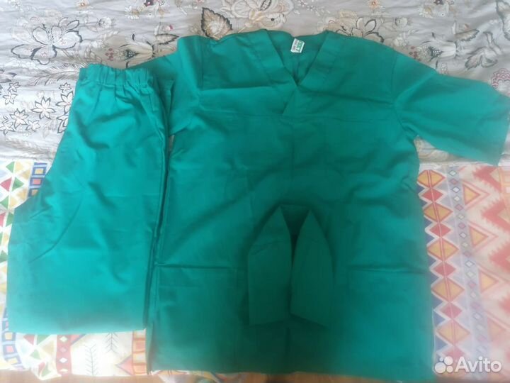 Медицинский костюм