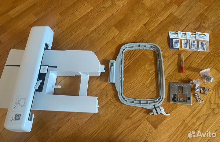 Швейно-вышивальная машина Aurora Style 800