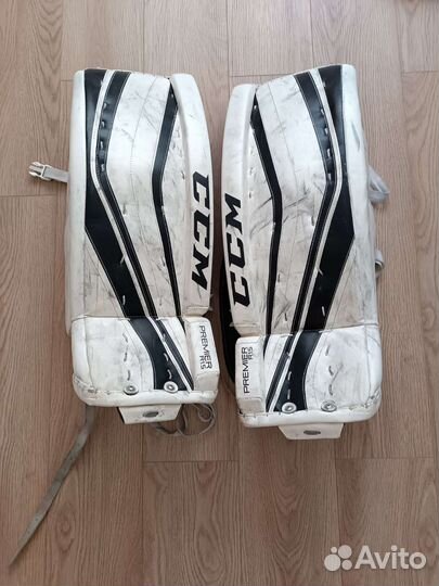 Вратарская хоккейная форма